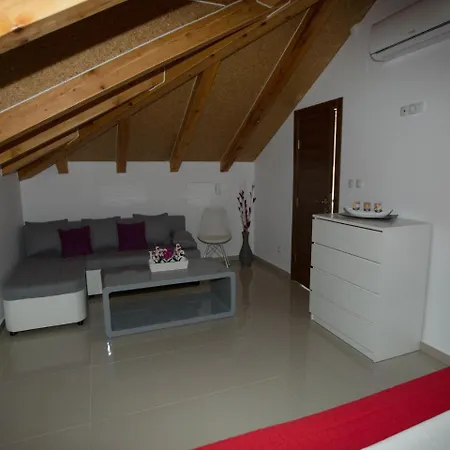 Villa Luxurious In Zaton With Jacuzzi